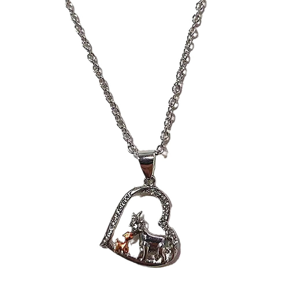 Zarte handwerkliche Halskette