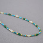 Zarte handwerkliche Halskette