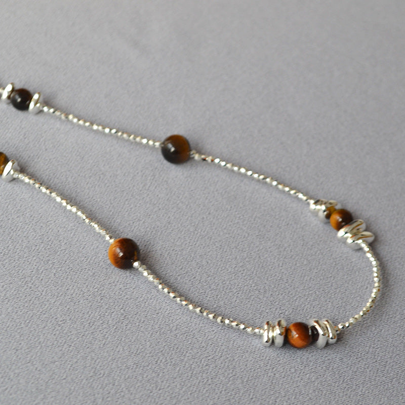 Schöne Silber Halskette mit einzigartigem Stil