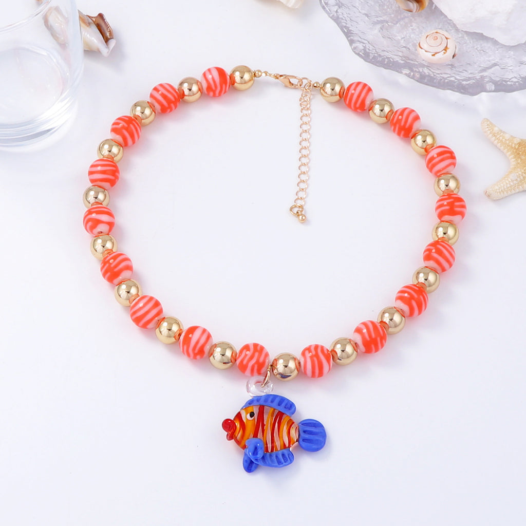 Zarte handwerkliche Halskette