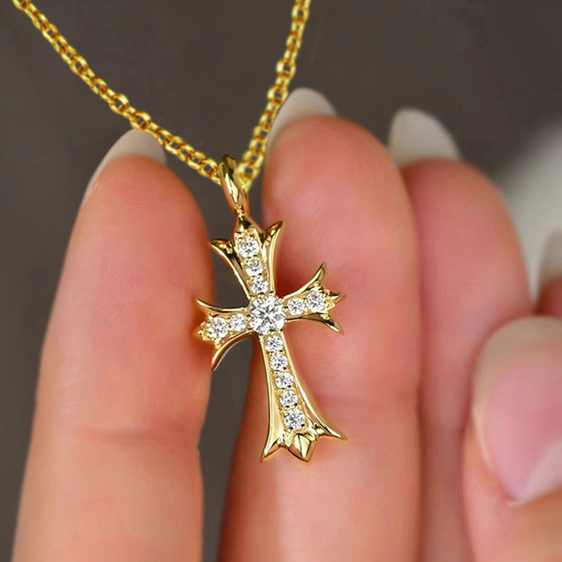 Zarte handwerkliche Halskette