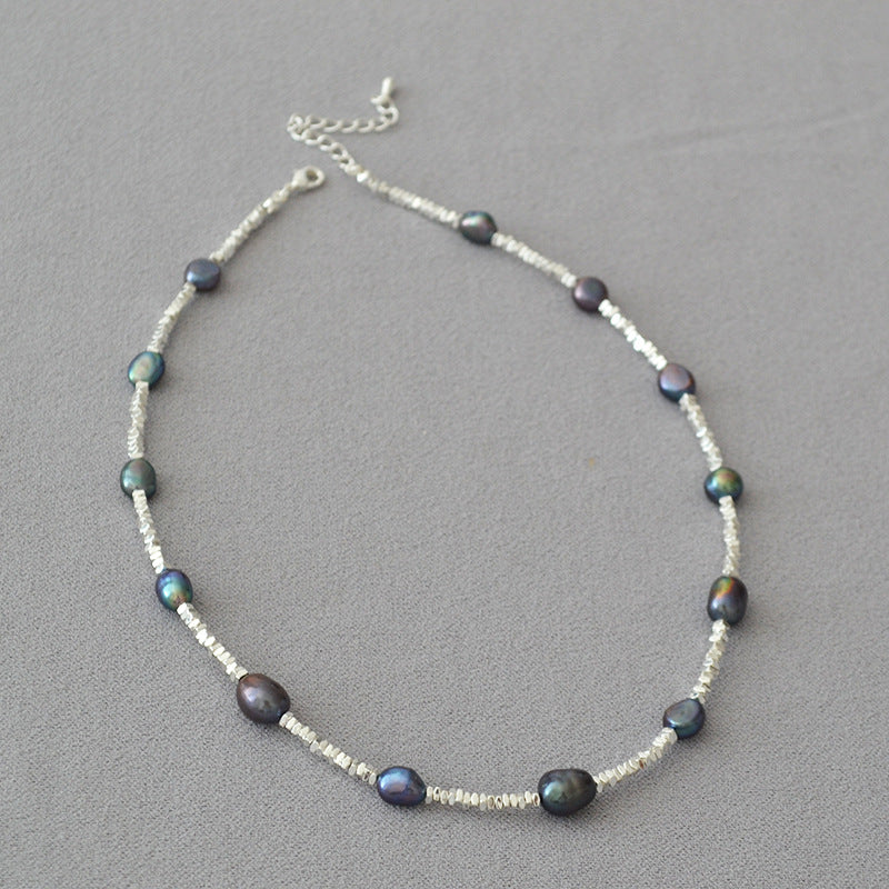 Schöne Silber Halskette mit einzigartigem Stil