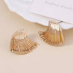 Atemberaubende Ohrring für den Alltag