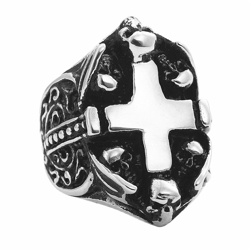 Zarte handwerkliche Ring