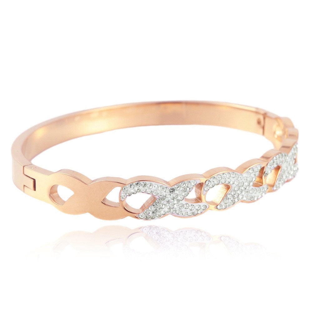 Schöne Armband mit einzigartigem Stil