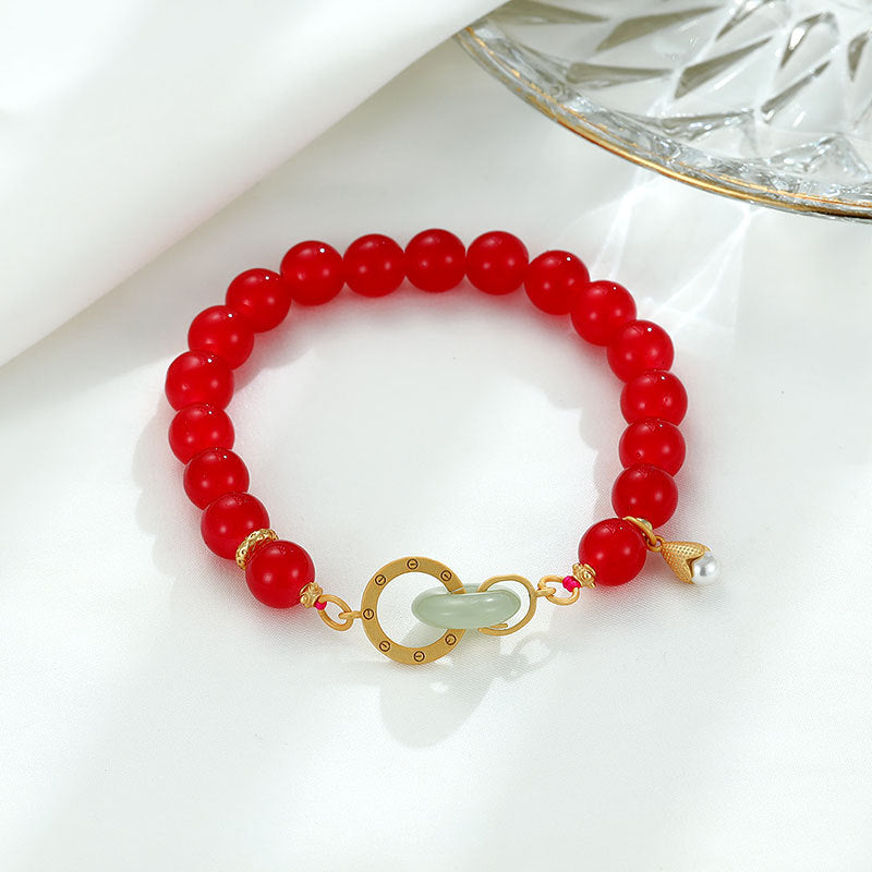 Schöne Armband mit einzigartigem Stil