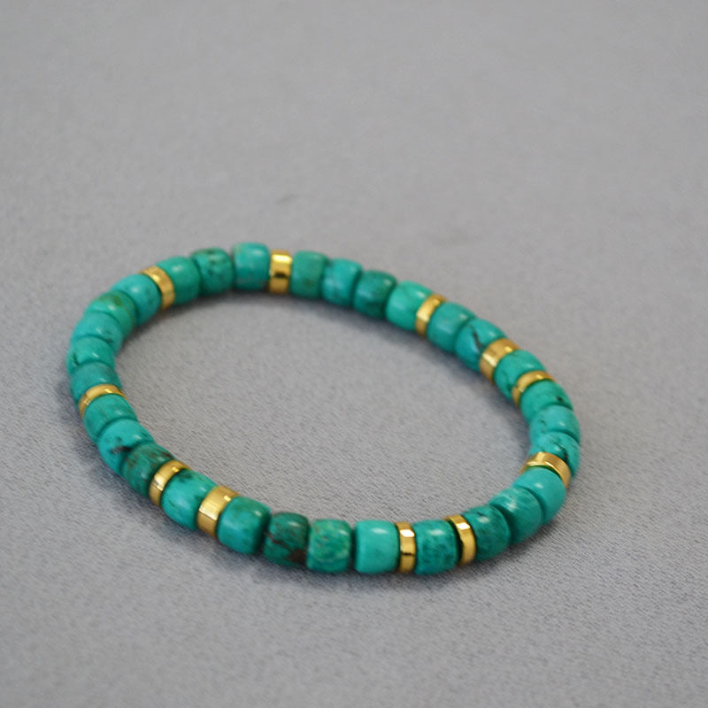 Schöne Gold Armband mit einzigartigem Stil