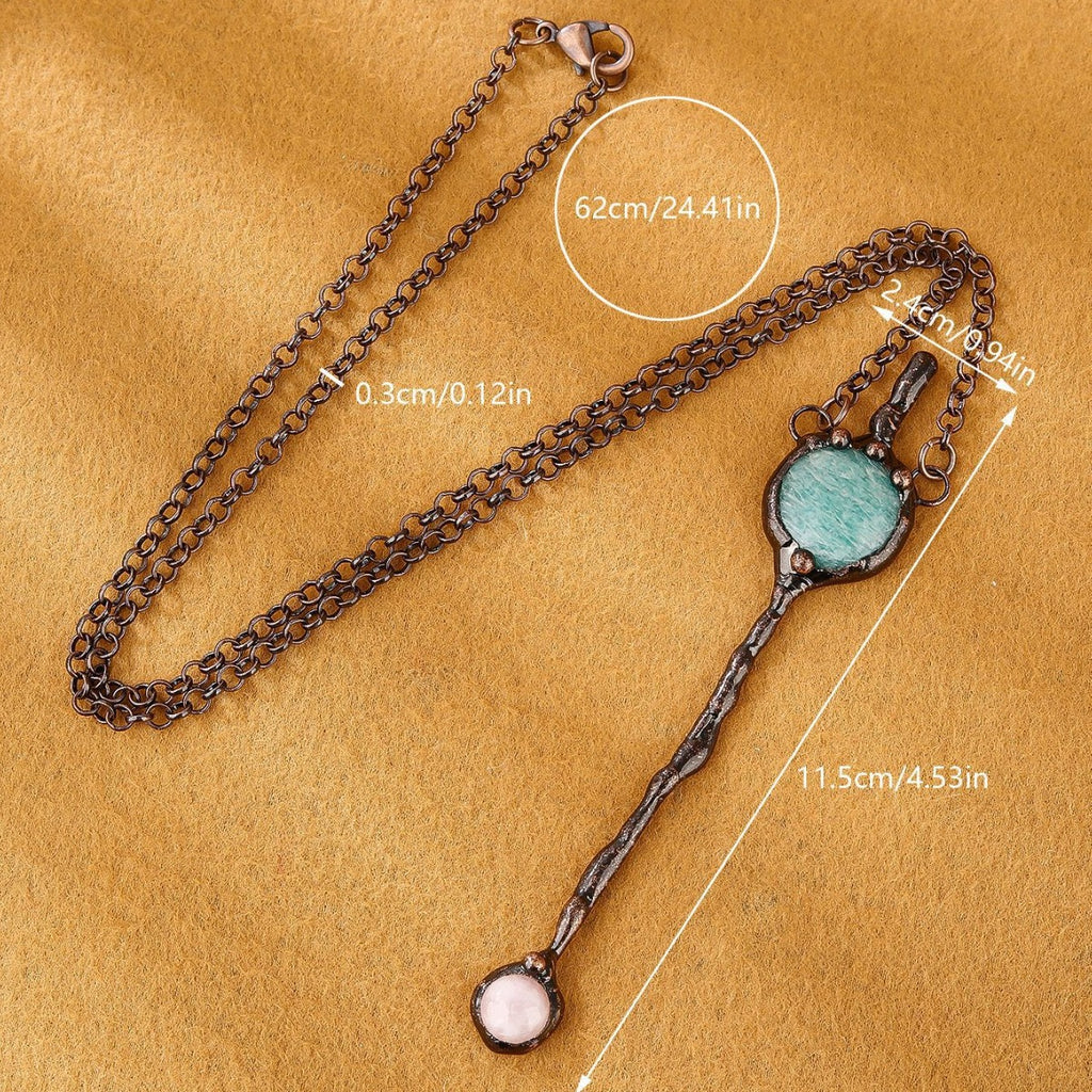 Schöne Halskette mit einzigartigem Stil