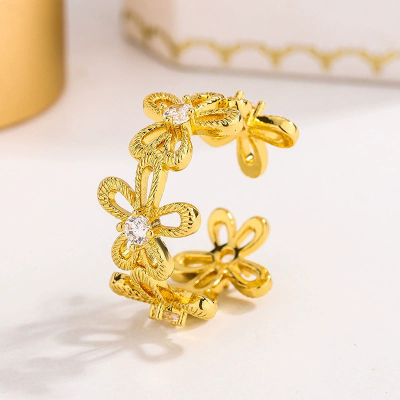 Zarte handwerkliche Ring