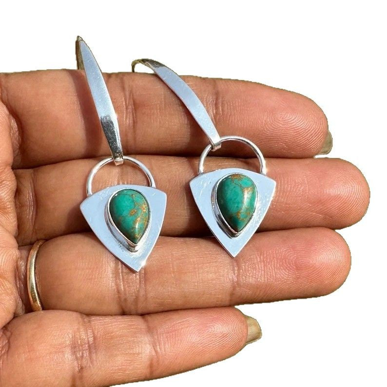 Atemberaubende Ohrring für den Alltag