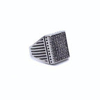 Zarte handwerkliche Gold Ring