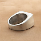 Zarte handwerkliche Ring