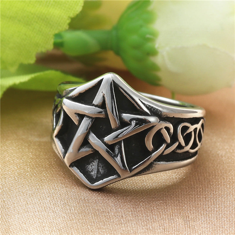 Klassische Ring mit zeitloser Eleganz