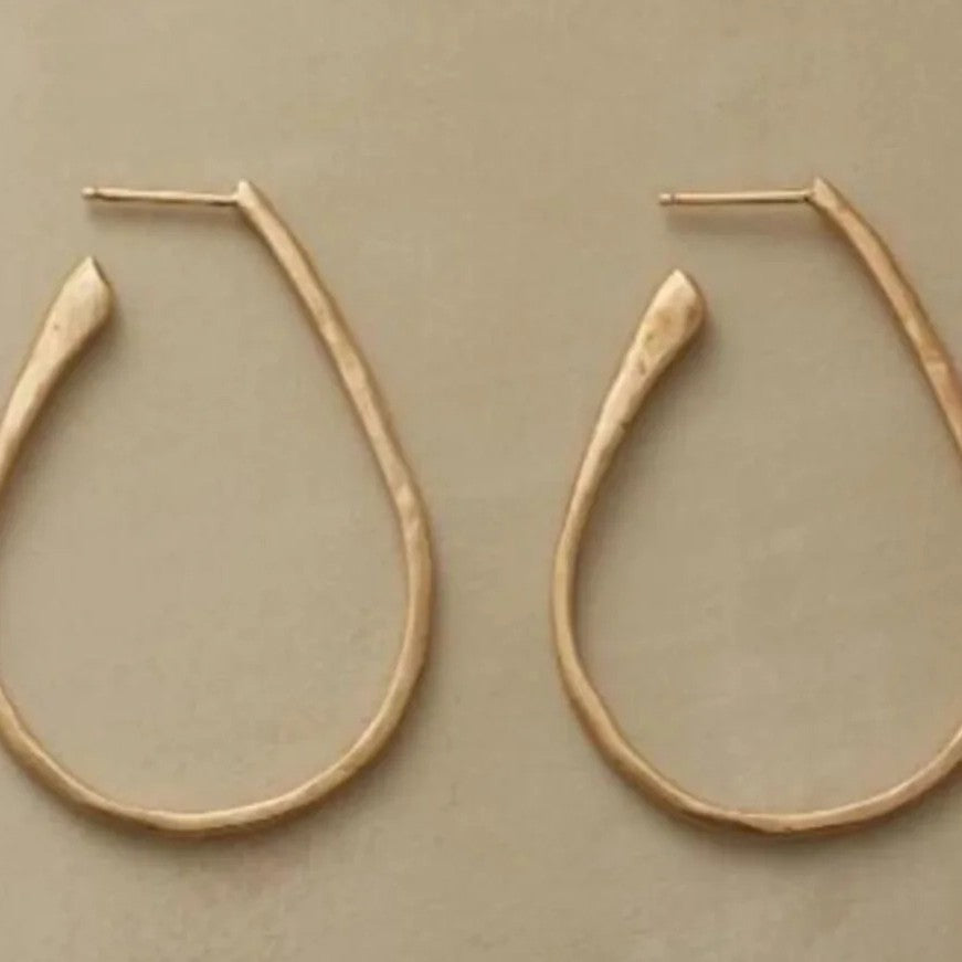 Atemberaubende Ohrring für den Alltag