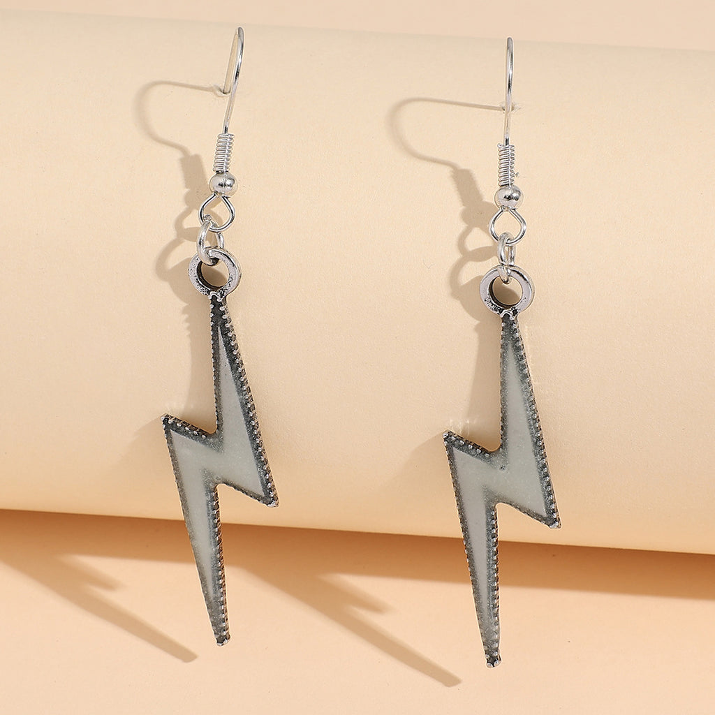 Atemberaubende Ohrring für den Alltag