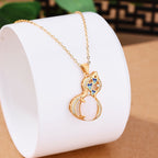 Schöne Halskette mit einzigartigem Stil