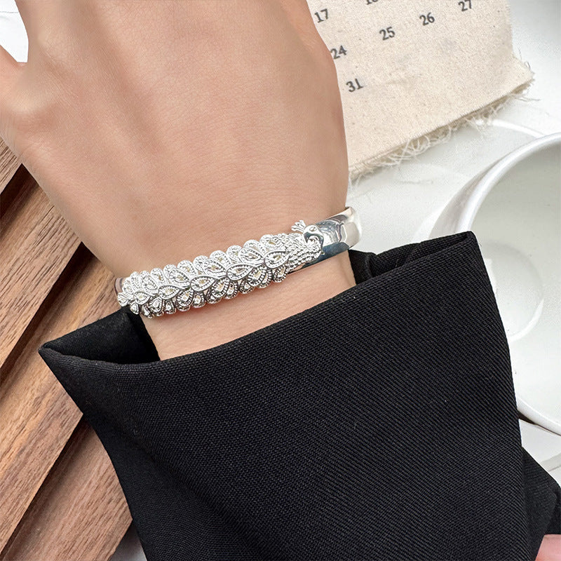 Klassische Silber Armband mit zeitloser Eleganz
