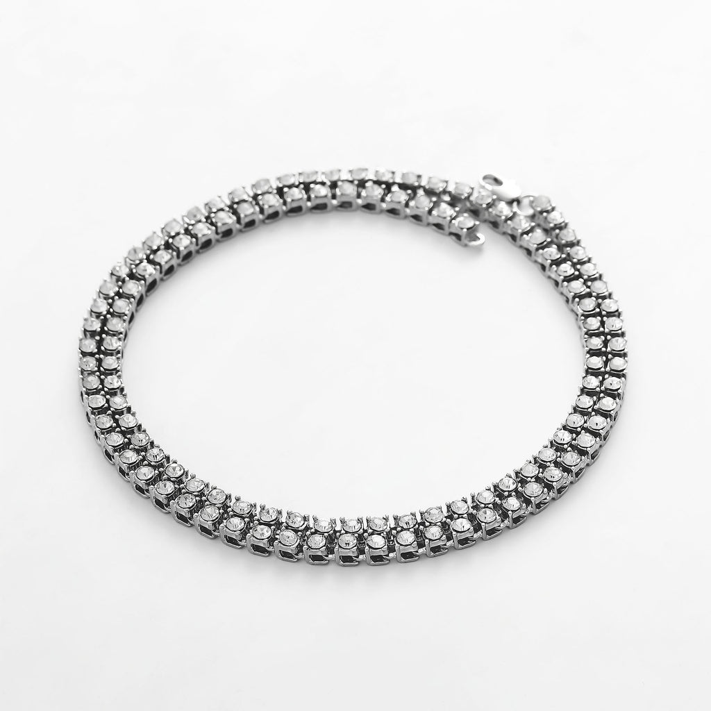 Zarte handwerkliche Halskette