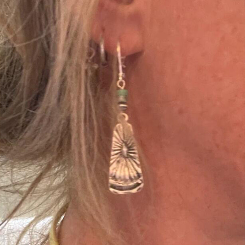 Zarte handwerkliche Silber Ohrring