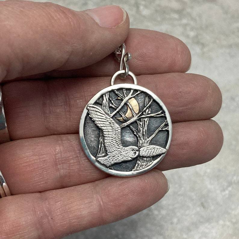 Zarte handwerkliche Halskette