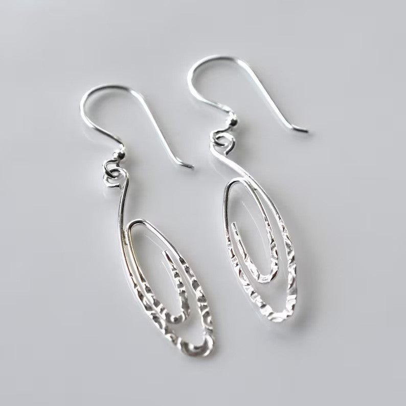 Atemberaubende Ohrring für den Alltag