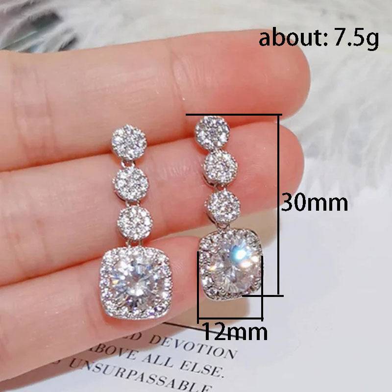 Atemberaubende Ohrring für den Alltag