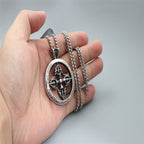 Schöne Halskette mit einzigartigem Stil