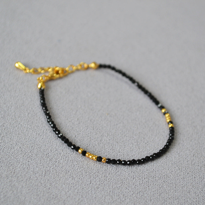 Schöne Perlen Armband mit einzigartigem Stil