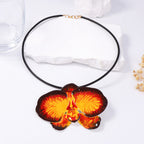 Schöne Halskette mit einzigartigem Stil