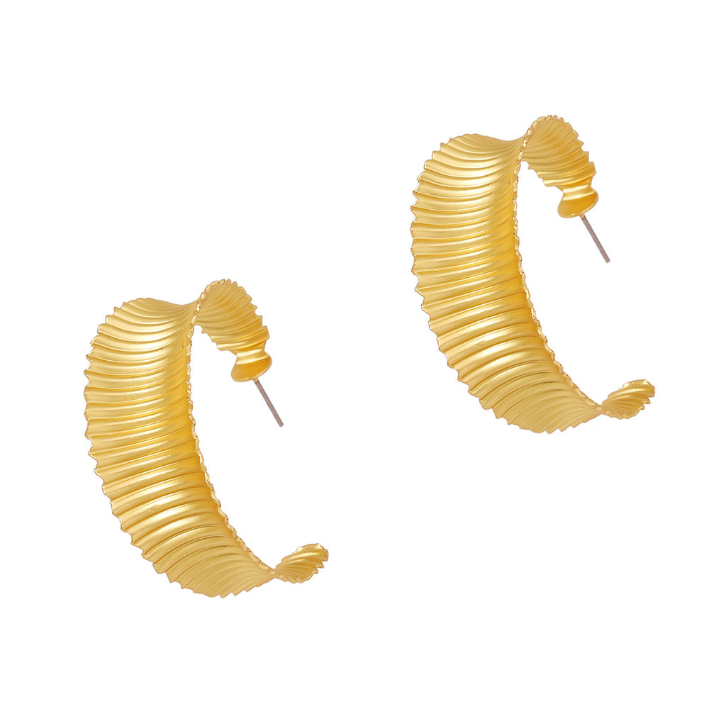 Atemberaubende Ohrring für den Alltag