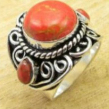 Klassische Ring mit zeitloser Eleganz