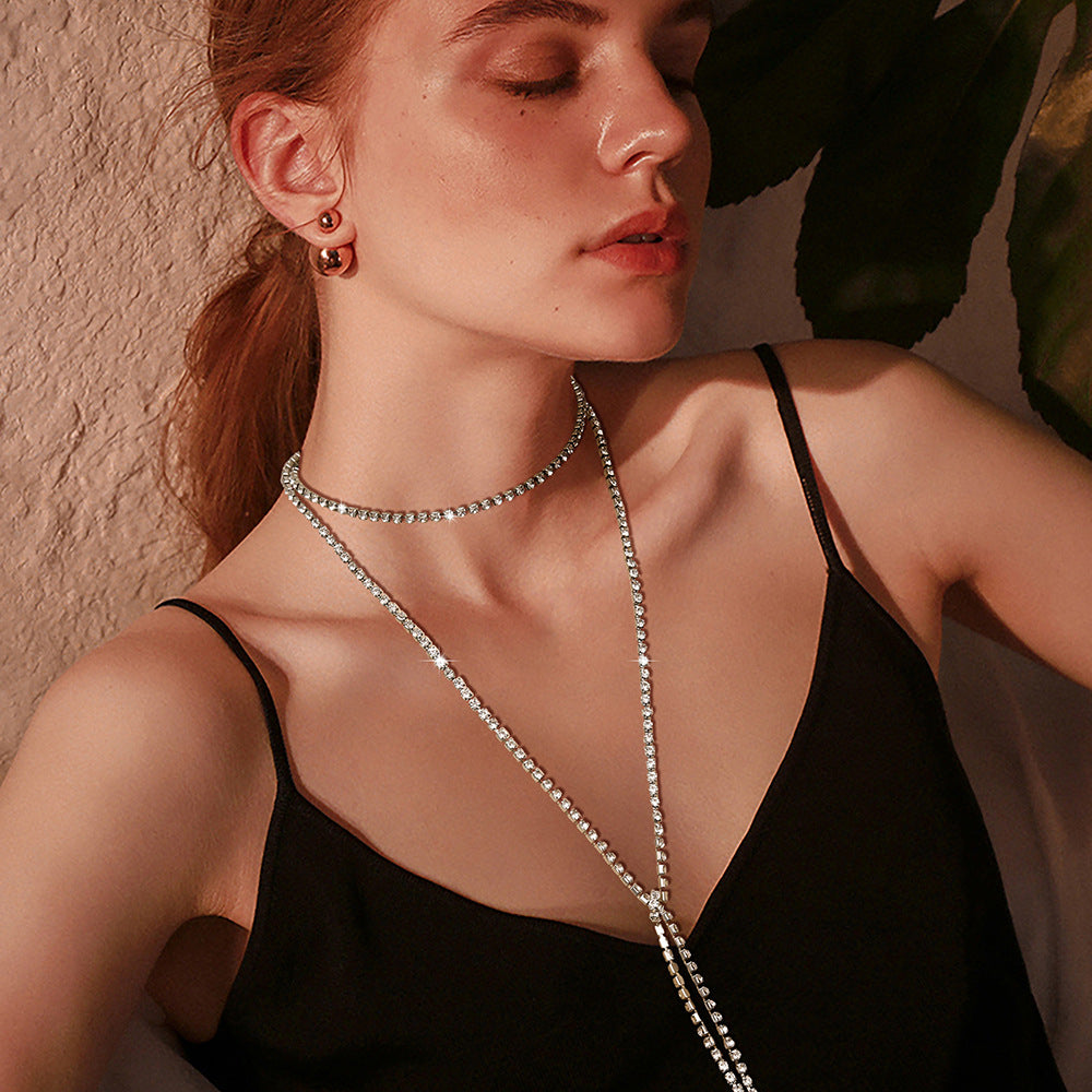 Zarte handwerkliche Halskette