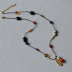 Zarte handwerkliche Halskette