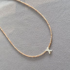 Schöne Halskette mit einzigartigem Stil