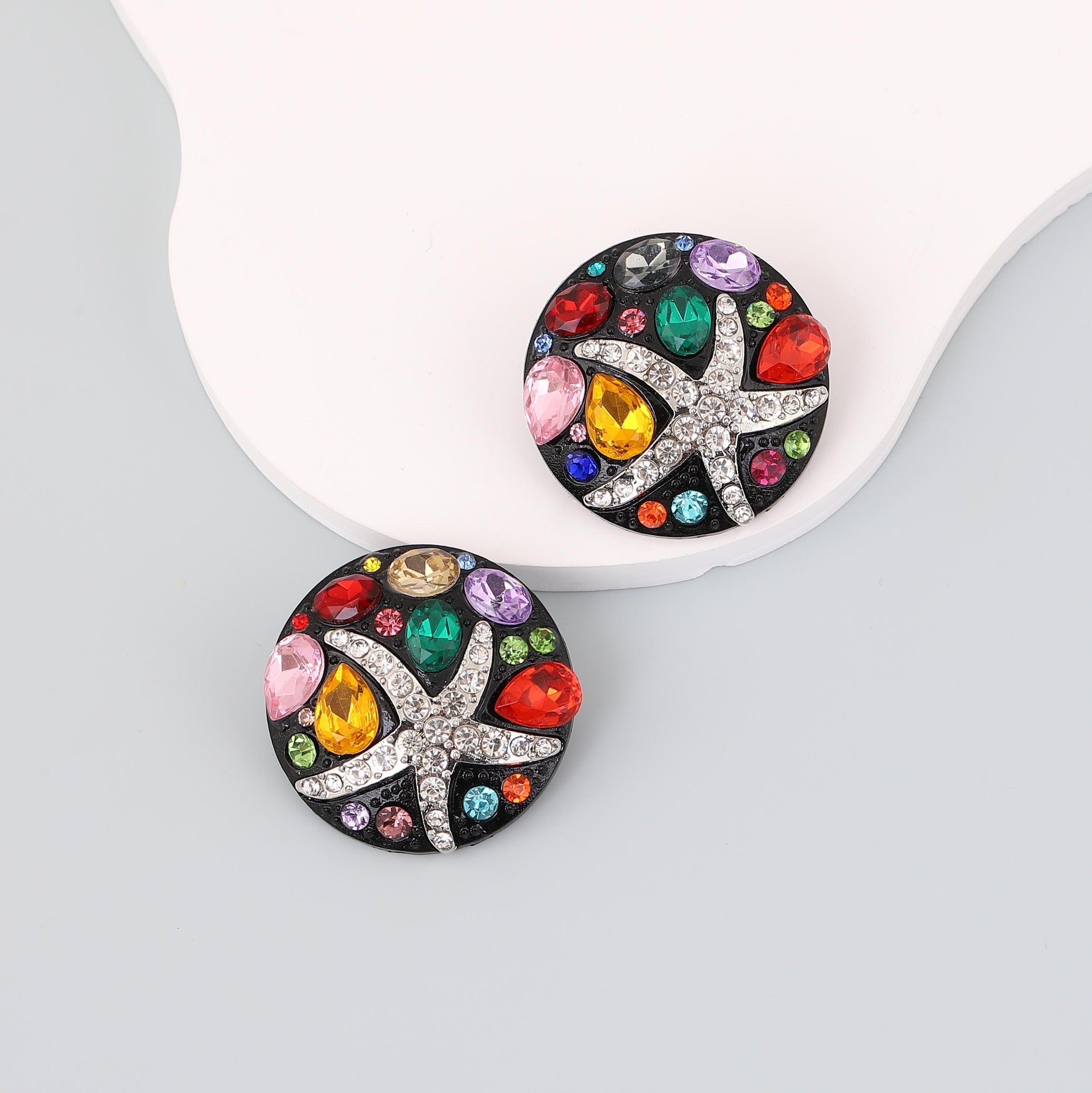 Atemberaubende Ohrring für den Alltag