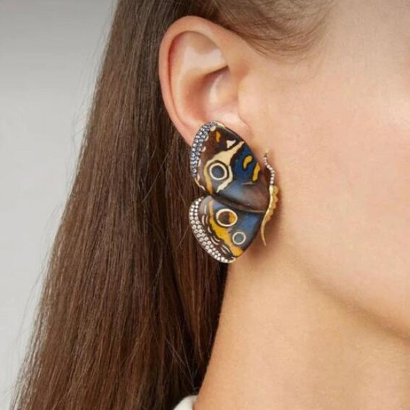 Schöne Ohrring mit einzigartigem Stil