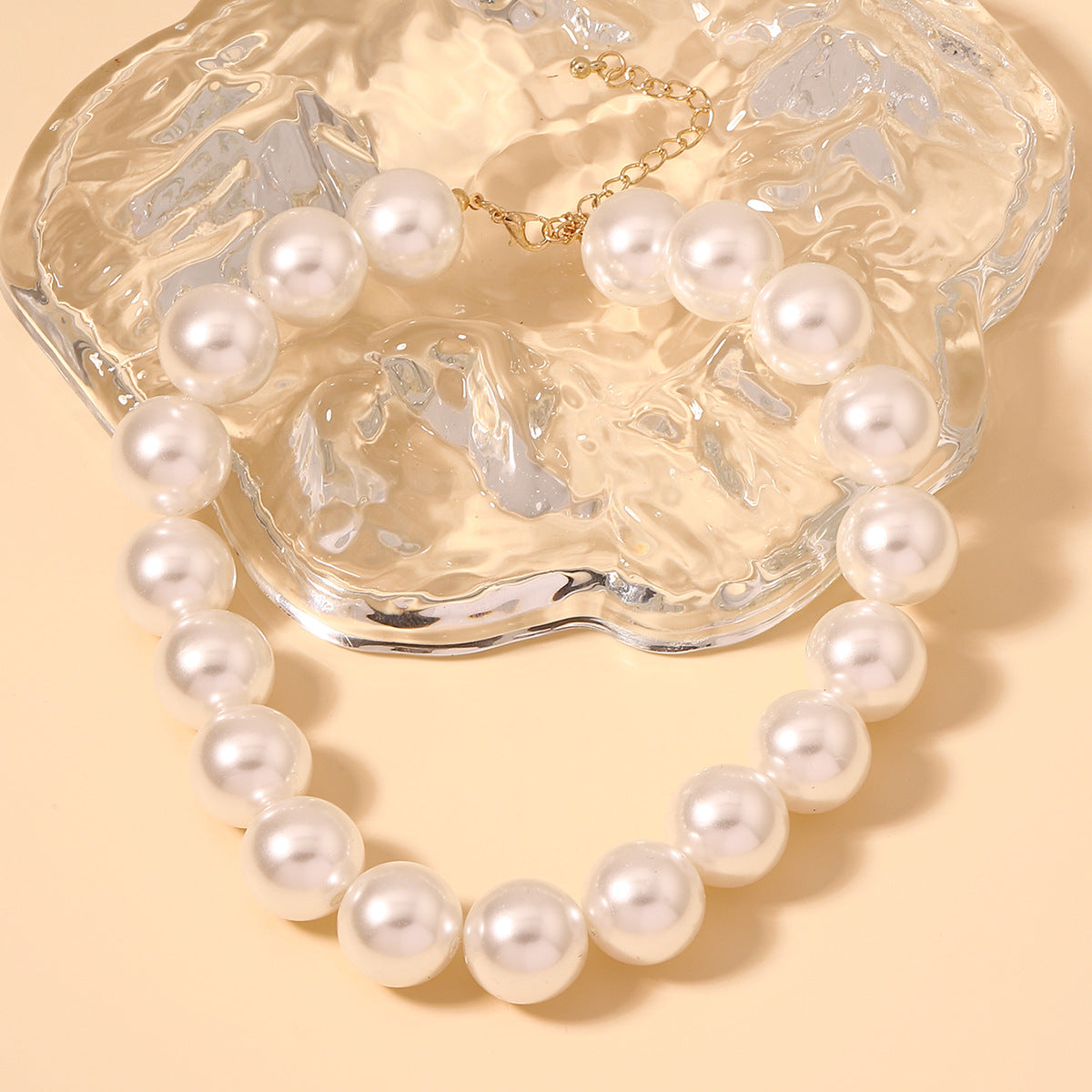 Zarte handwerkliche Perlen Halskette