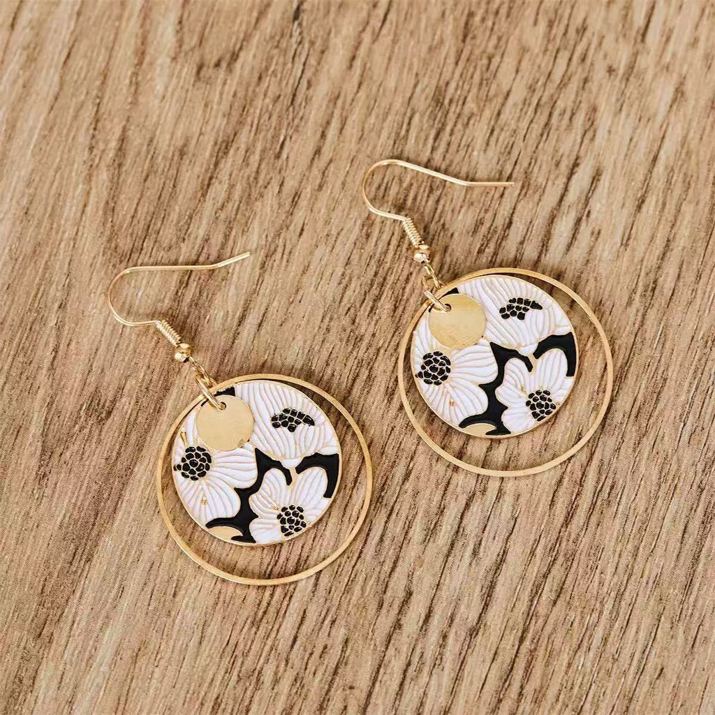 Atemberaubende Ohrring für den Alltag