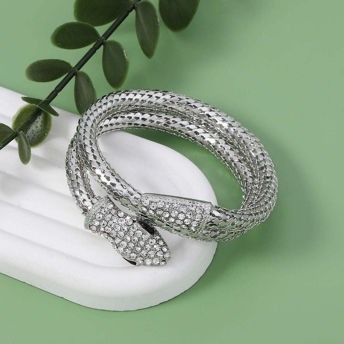 Schöne Armband mit einzigartigem Stil