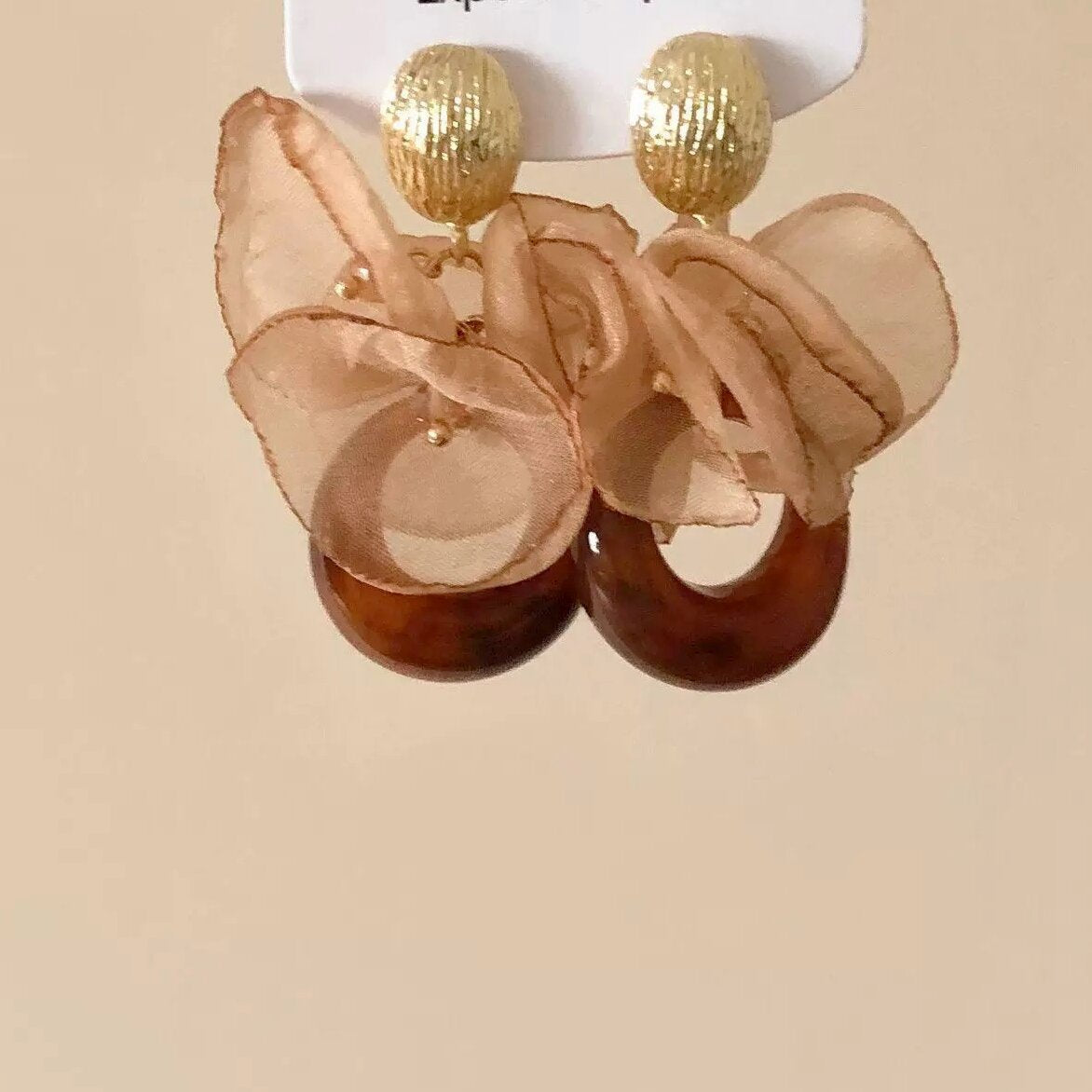 Atemberaubende Ohrring für den Alltag