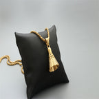 Zarte handwerkliche Halskette