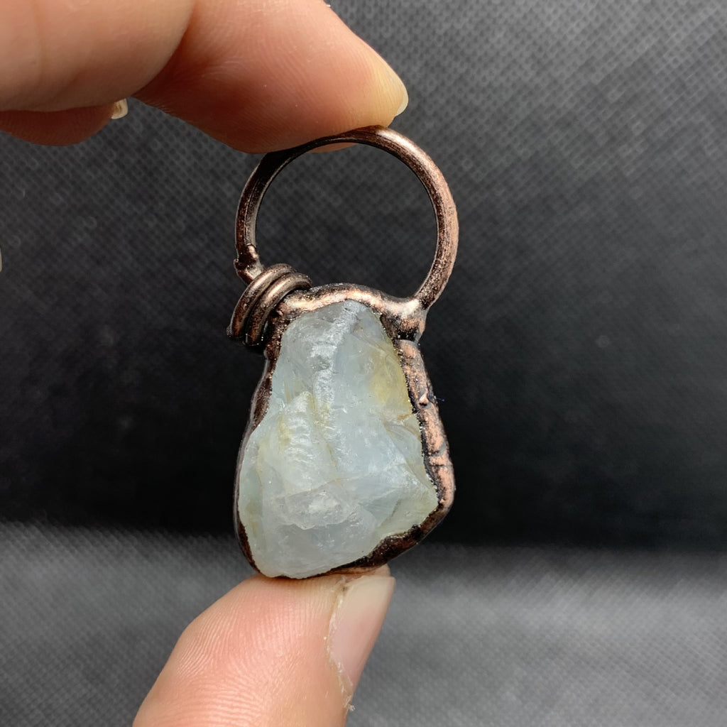 Schöne Halskette mit einzigartigem Stil