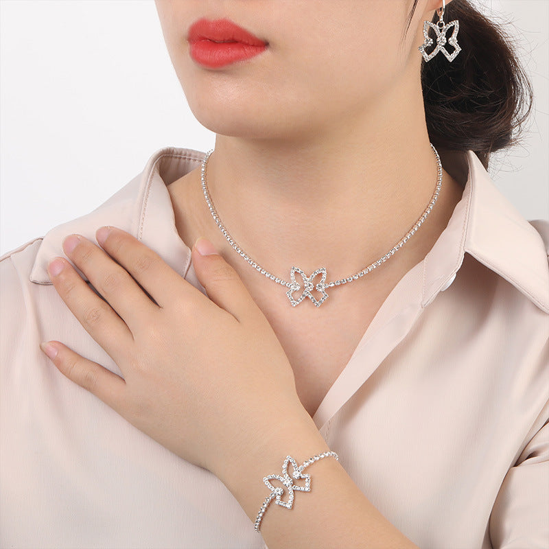 Zarte handwerkliche Halskette