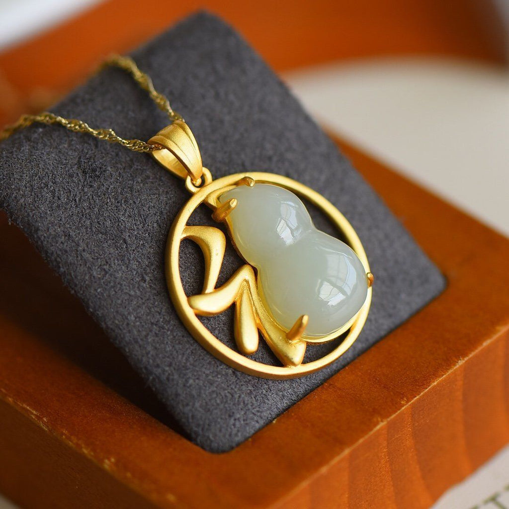 Schöne Silber Halskette mit einzigartigem Stil