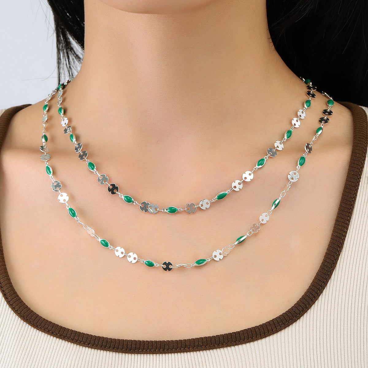 Zarte handwerkliche Halskette