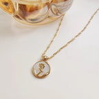 Zarte handwerkliche Halskette