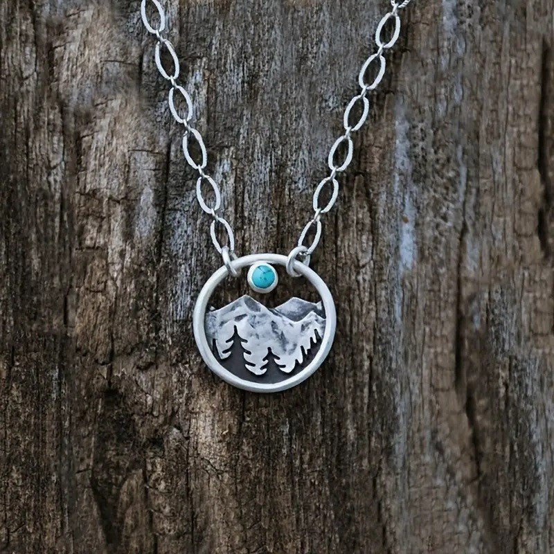 Zarte handwerkliche Halskette