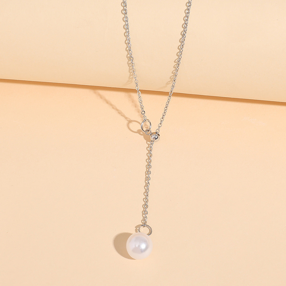 Zarte handwerkliche Perlen Halskette