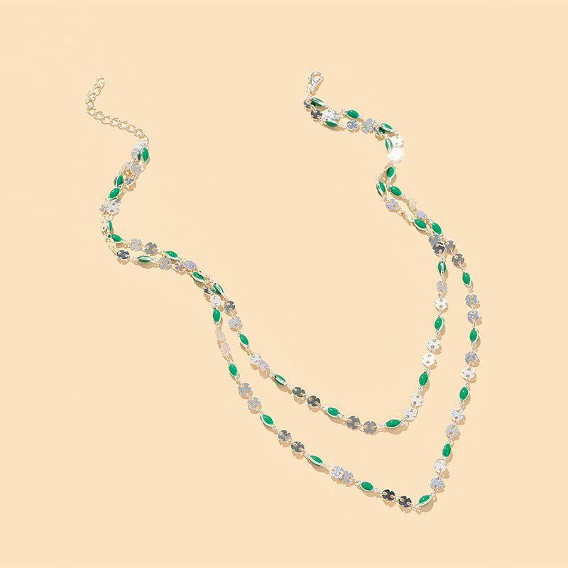 Zarte handwerkliche Halskette