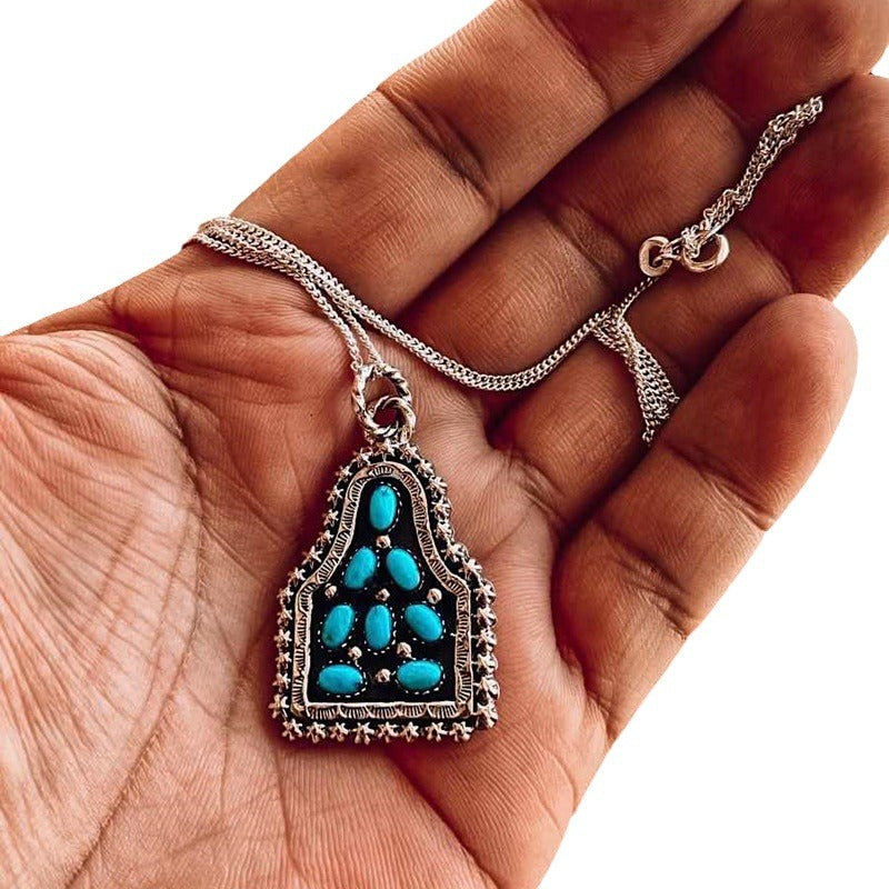 Schöne Halskette mit einzigartigem Stil